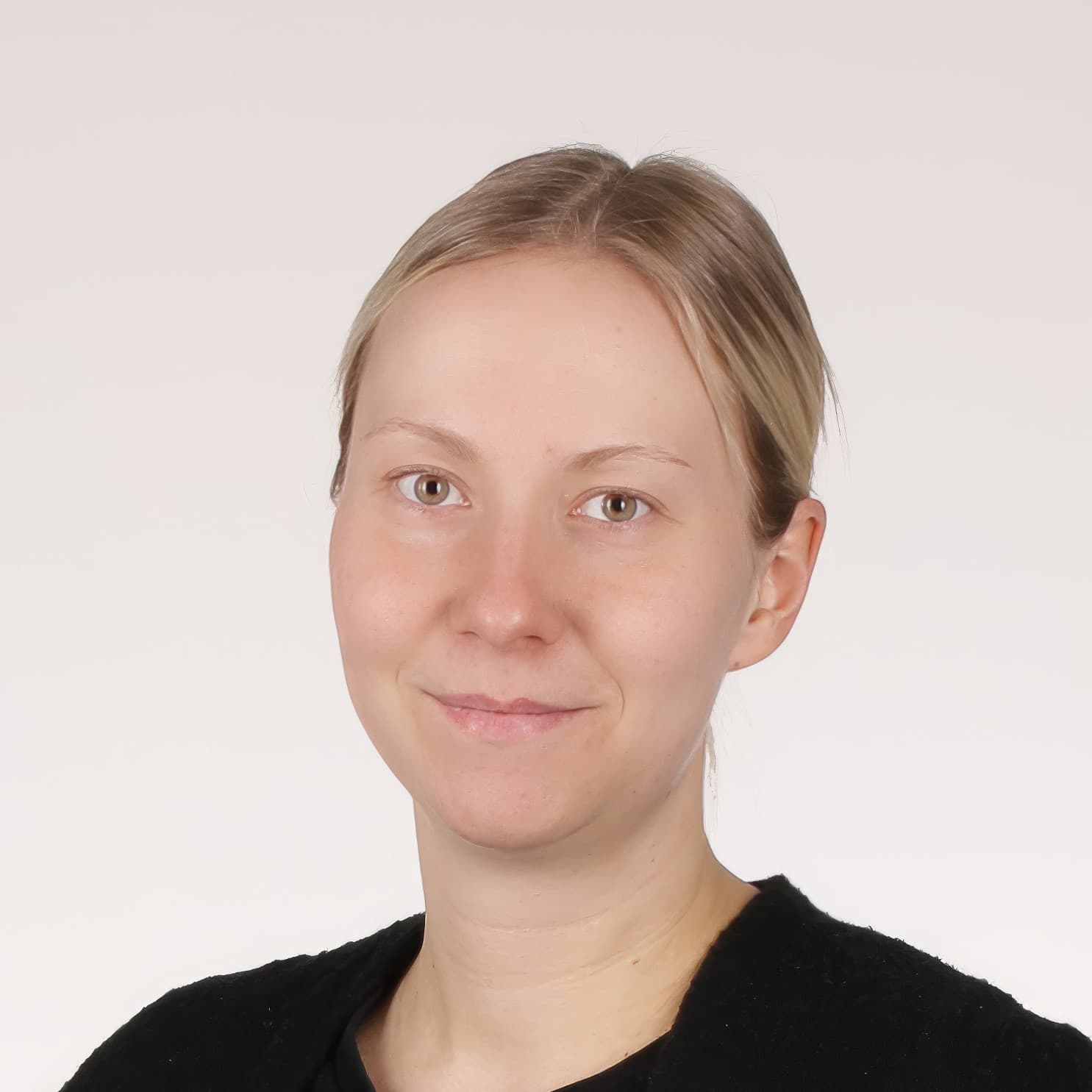 Henna Konnu  — Pihlajalinna