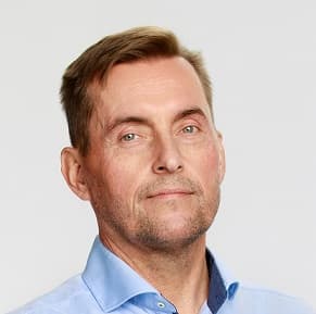 Martti Lakovaara  — Pihlajalinna