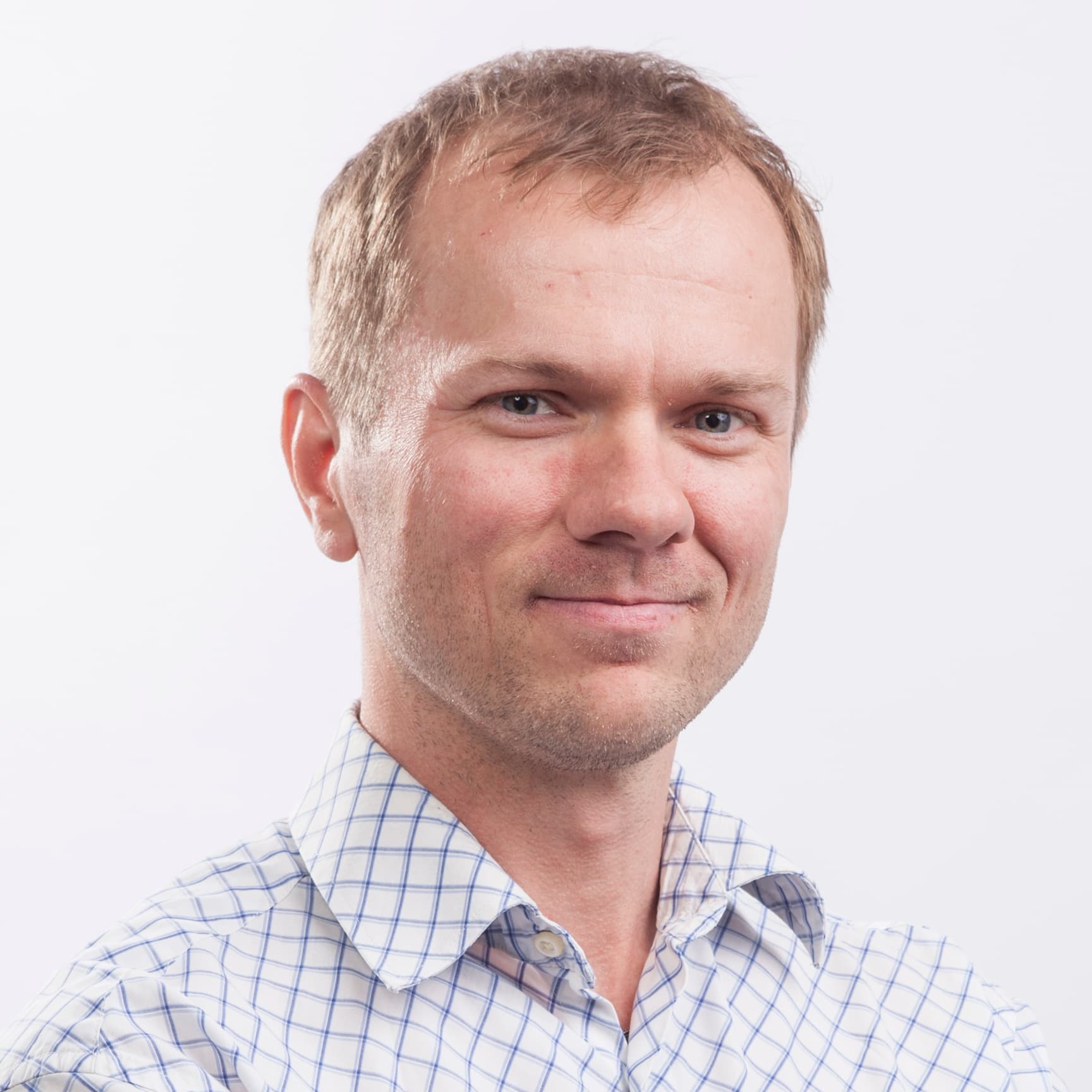 Pertti Arola Lääketieteen lisensiaatti — Pihlajalinna