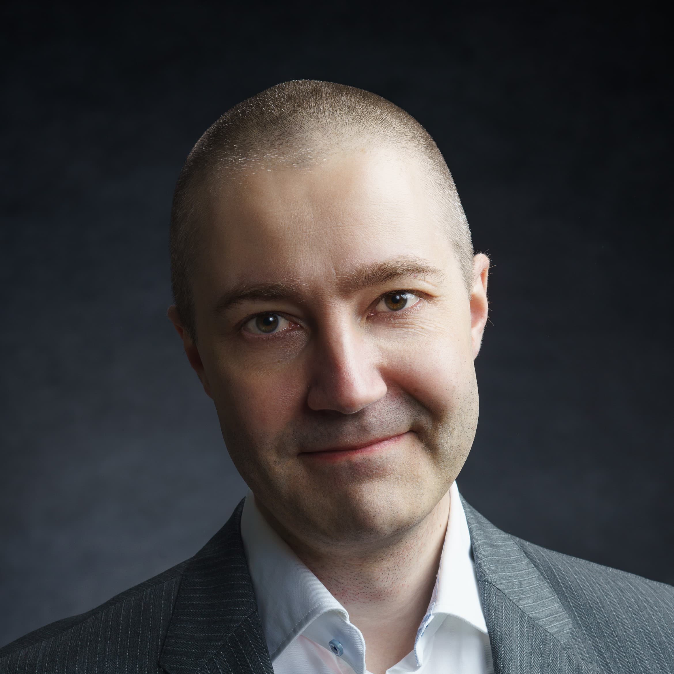 Marko Burmester Lääketieteen lisensiaatti — Pihlajalinna