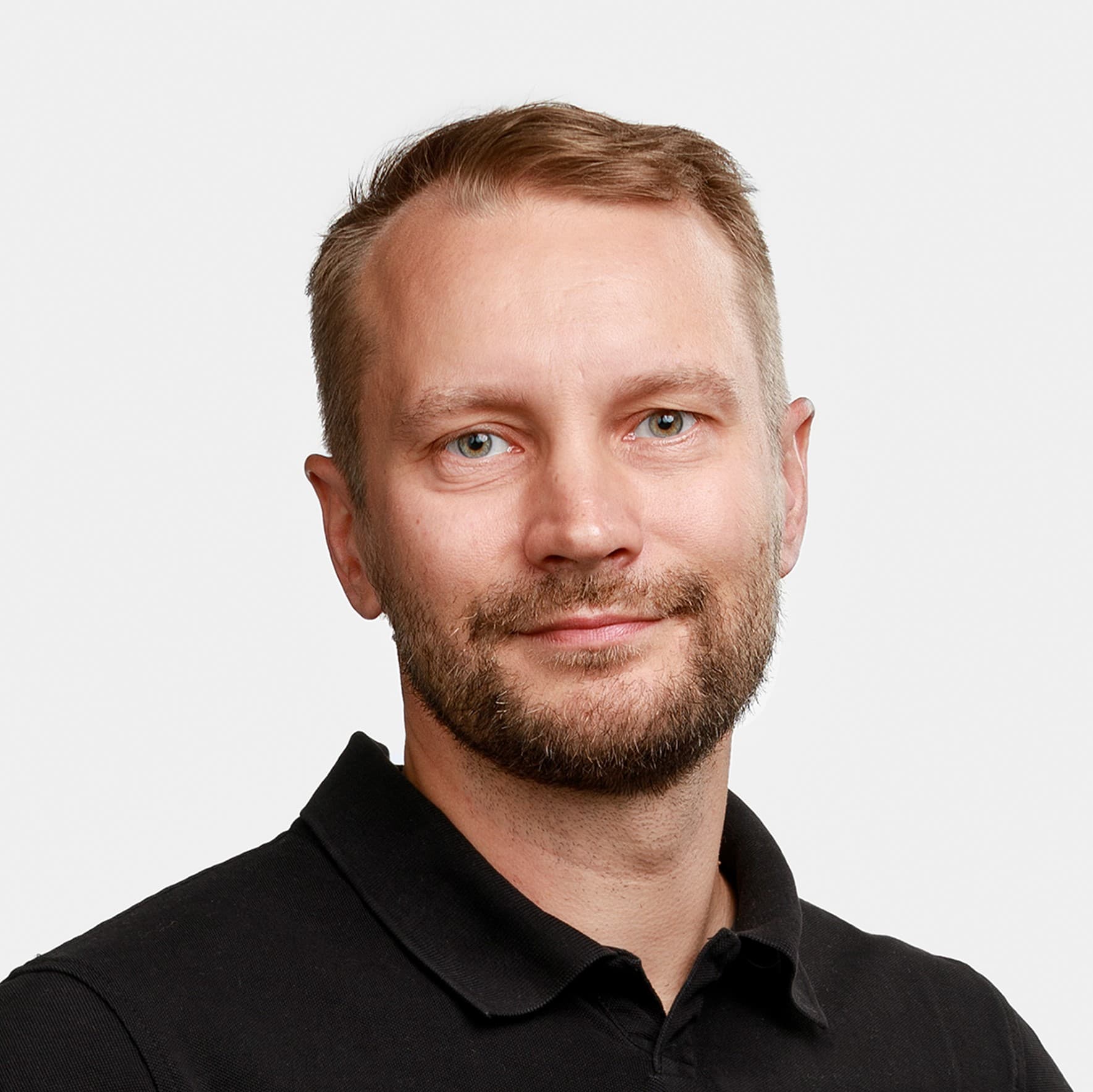 Timo Poutiainen  — Pihlajalinna