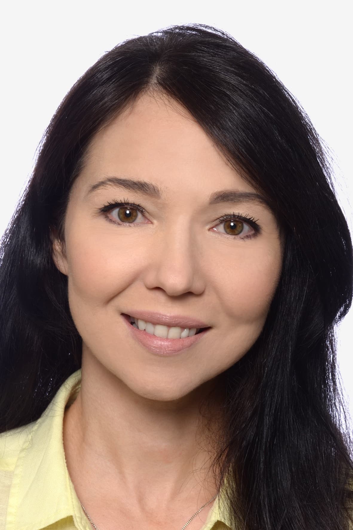 Melina Mustonen Lääketieteen lisensiaatti — Pihlajalinna