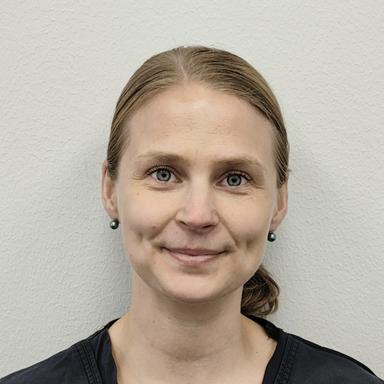 Elina Ekman, Dosentti — Pihlajalinna