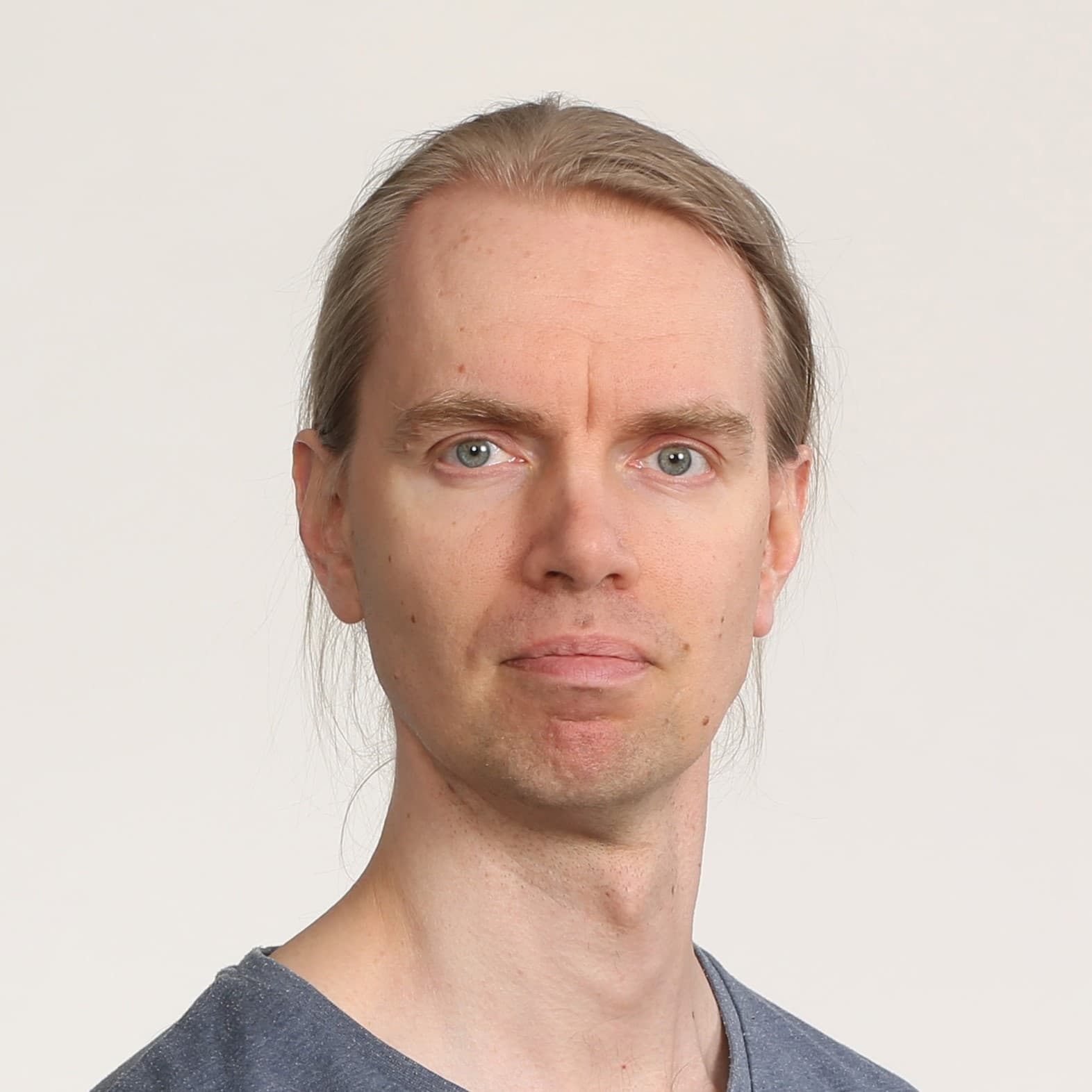 Mikko Nurminen  — Pihlajalinna