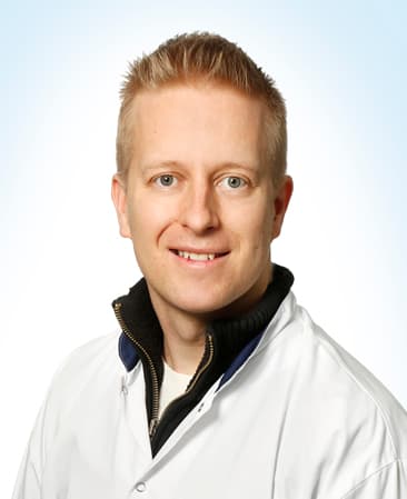 Niku Oksala Professori — Pihlajalinna