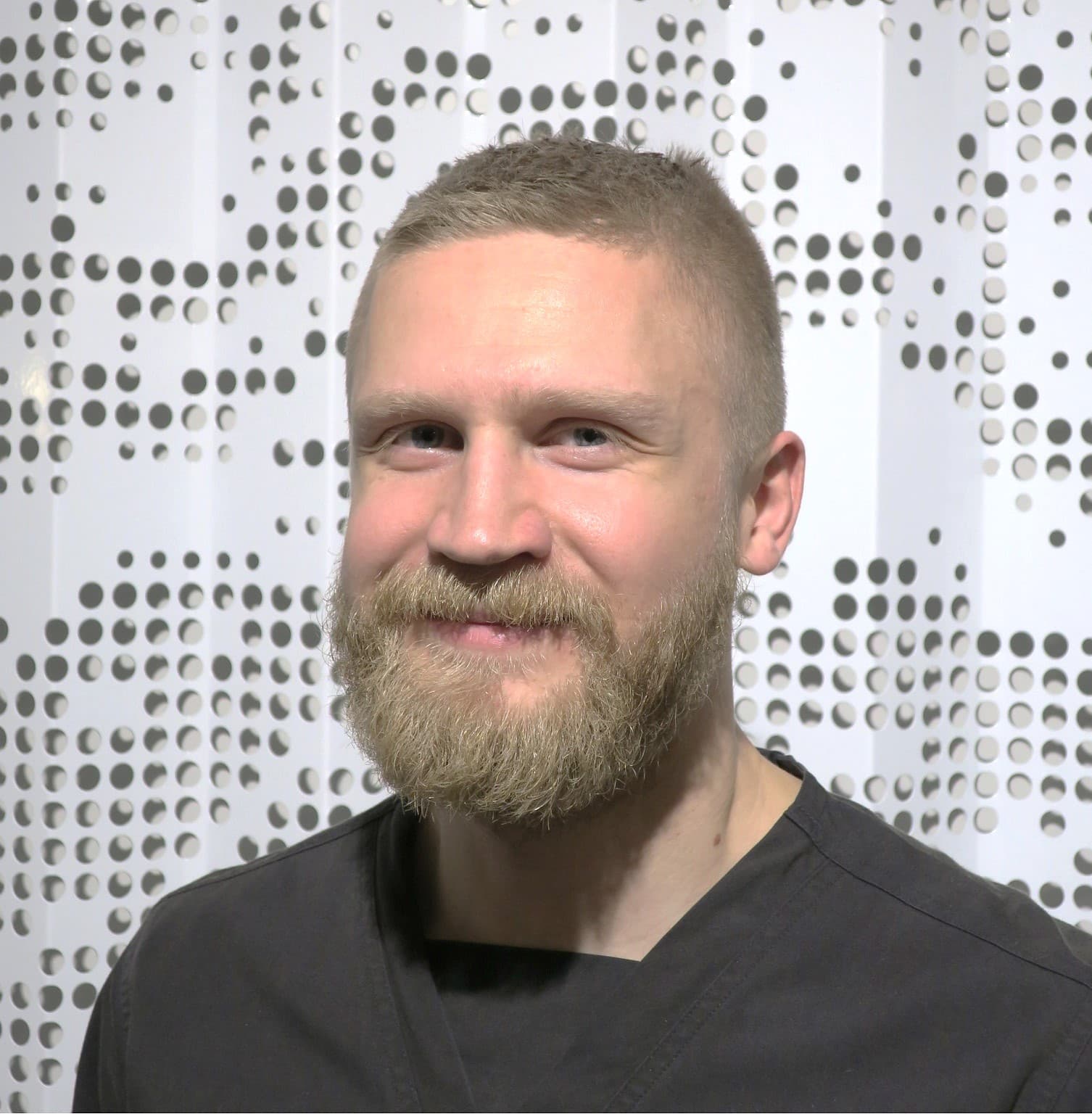 Joni Hirsimäki  — Pihlajalinna