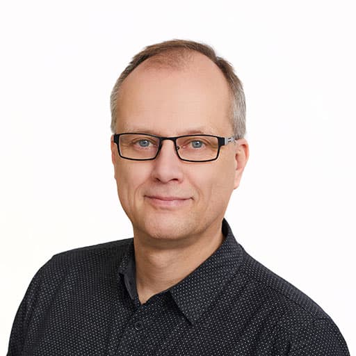 Kimmo Oksanen  — Pihlajalinna