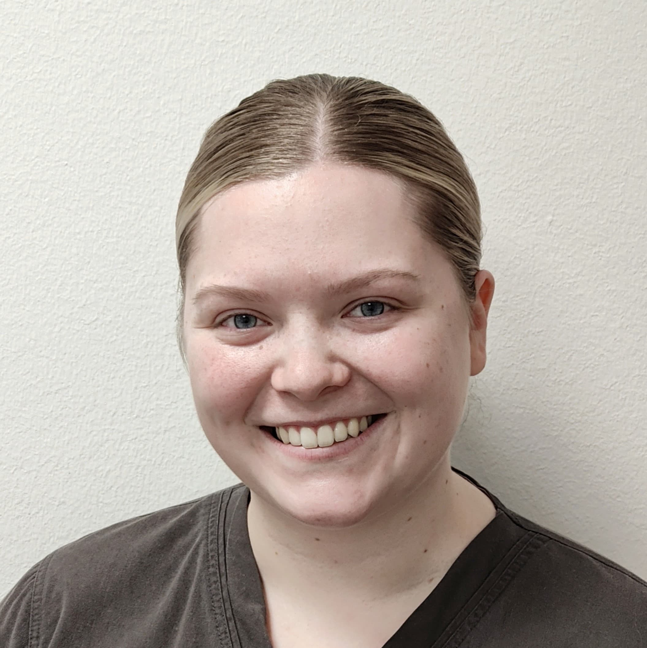 Veera Nissilä  — Pihlajalinna