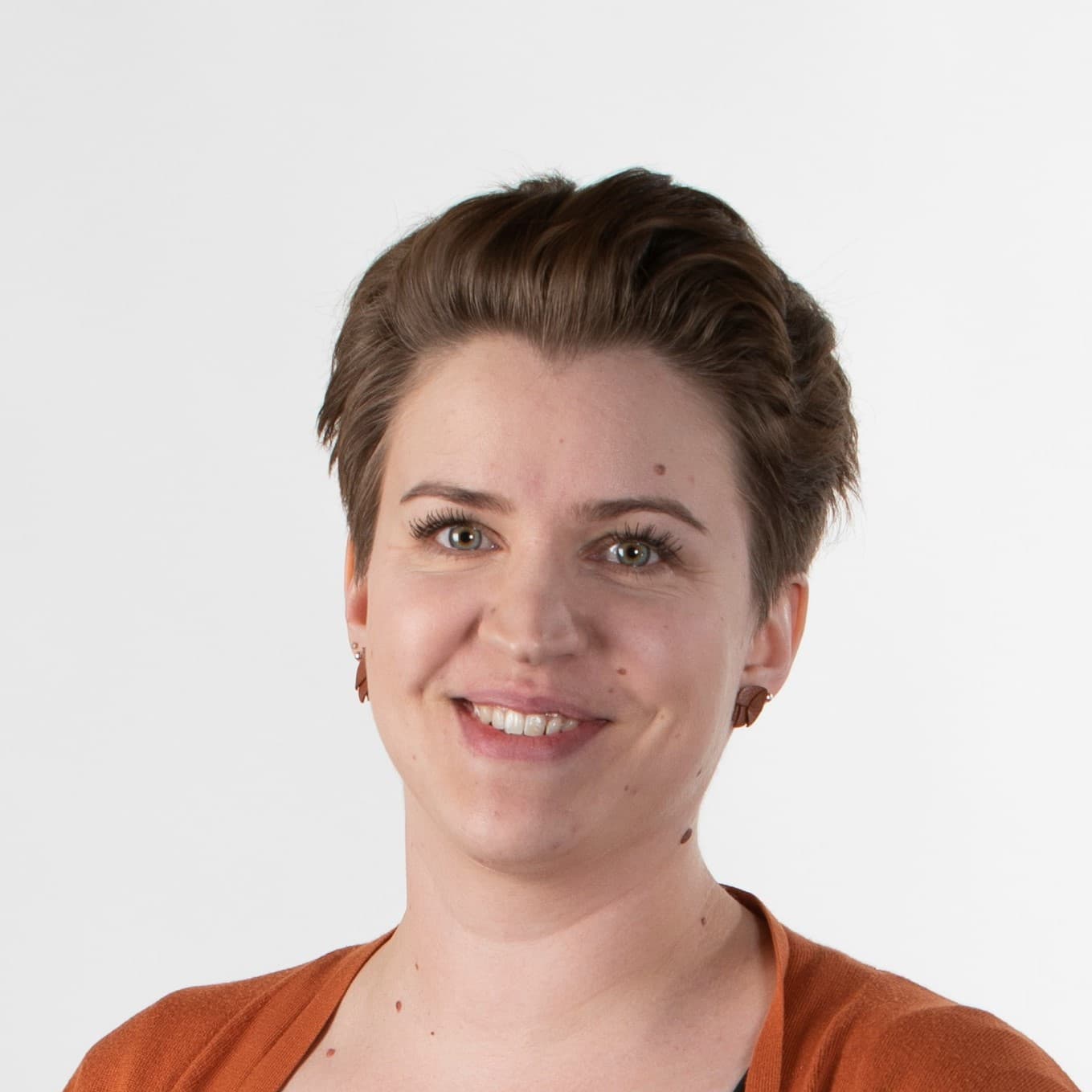 Maiju Okkonen  — Pihlajalinna