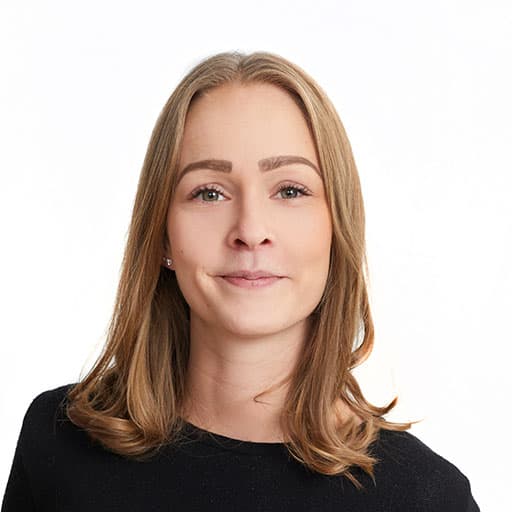 Jenna Pyymäki  — Pihlajalinna