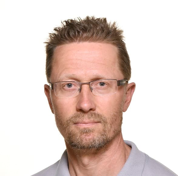 Jari Pylvänäinen  — Pihlajalinna