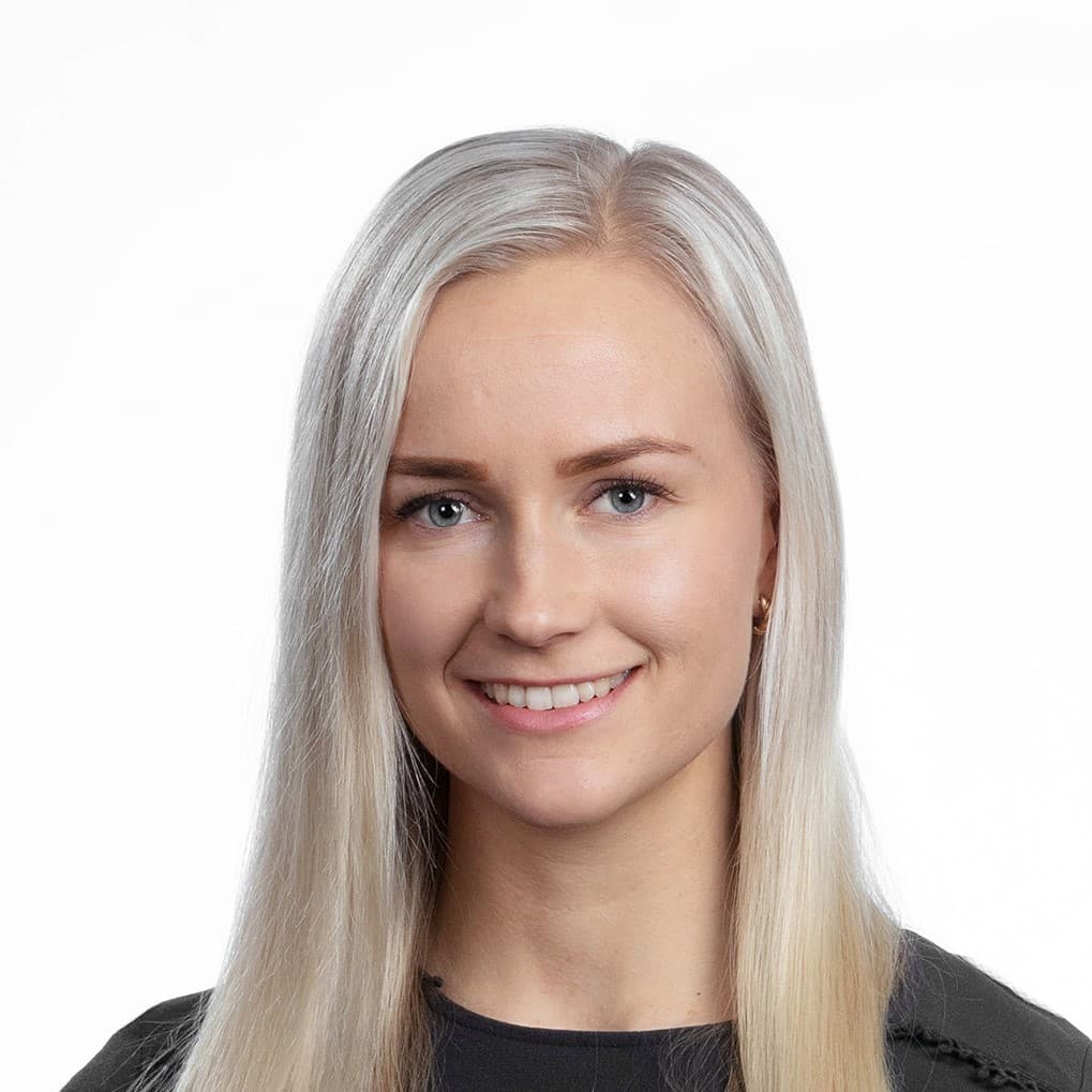 Salla Laurell Lääketieteen lisensiaatti — Pihlajalinna