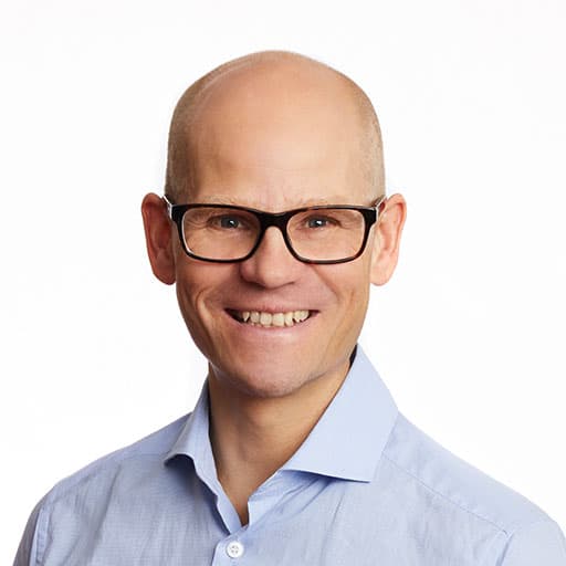 Atte Karppinen Lääketieteen tohtori, Dosentti — Pihlajalinna