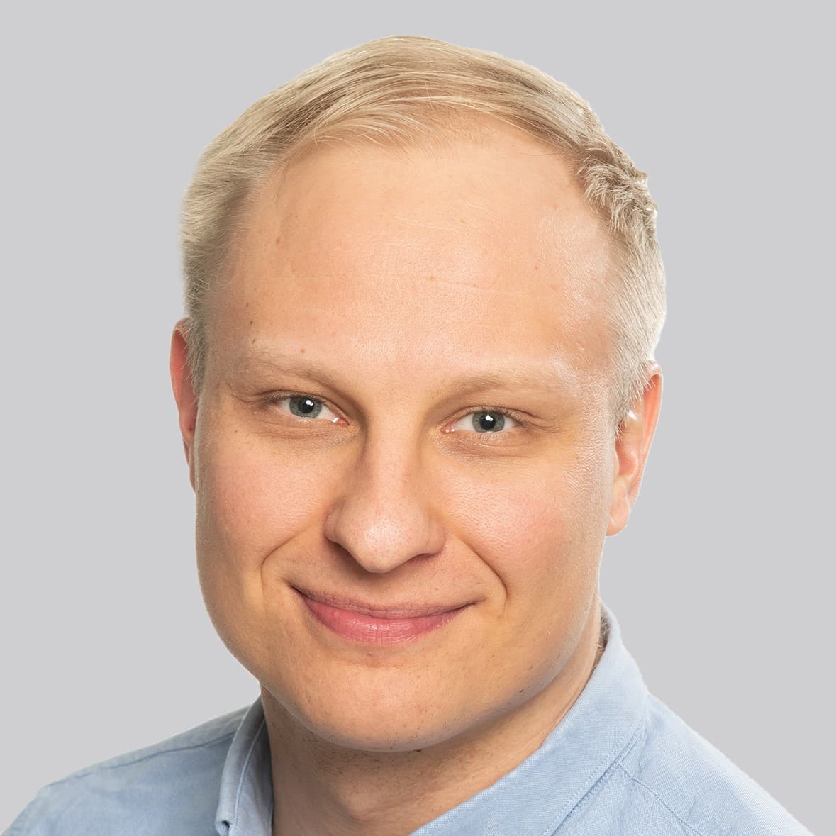 Ossi Syrjänen  — Pihlajalinna