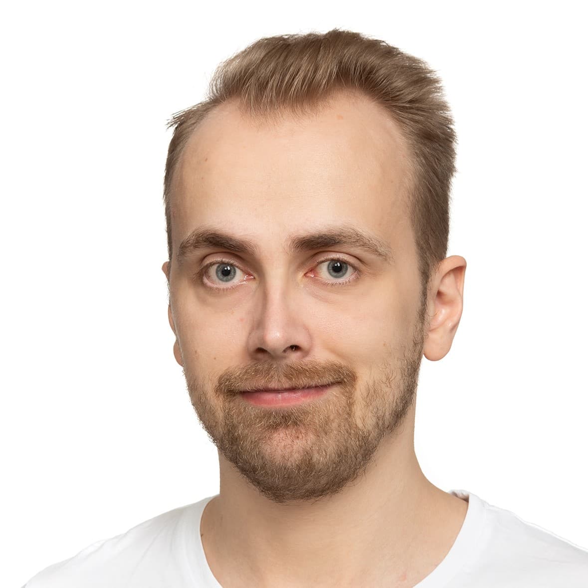 Pekka Nyrhilä  — Pihlajalinna