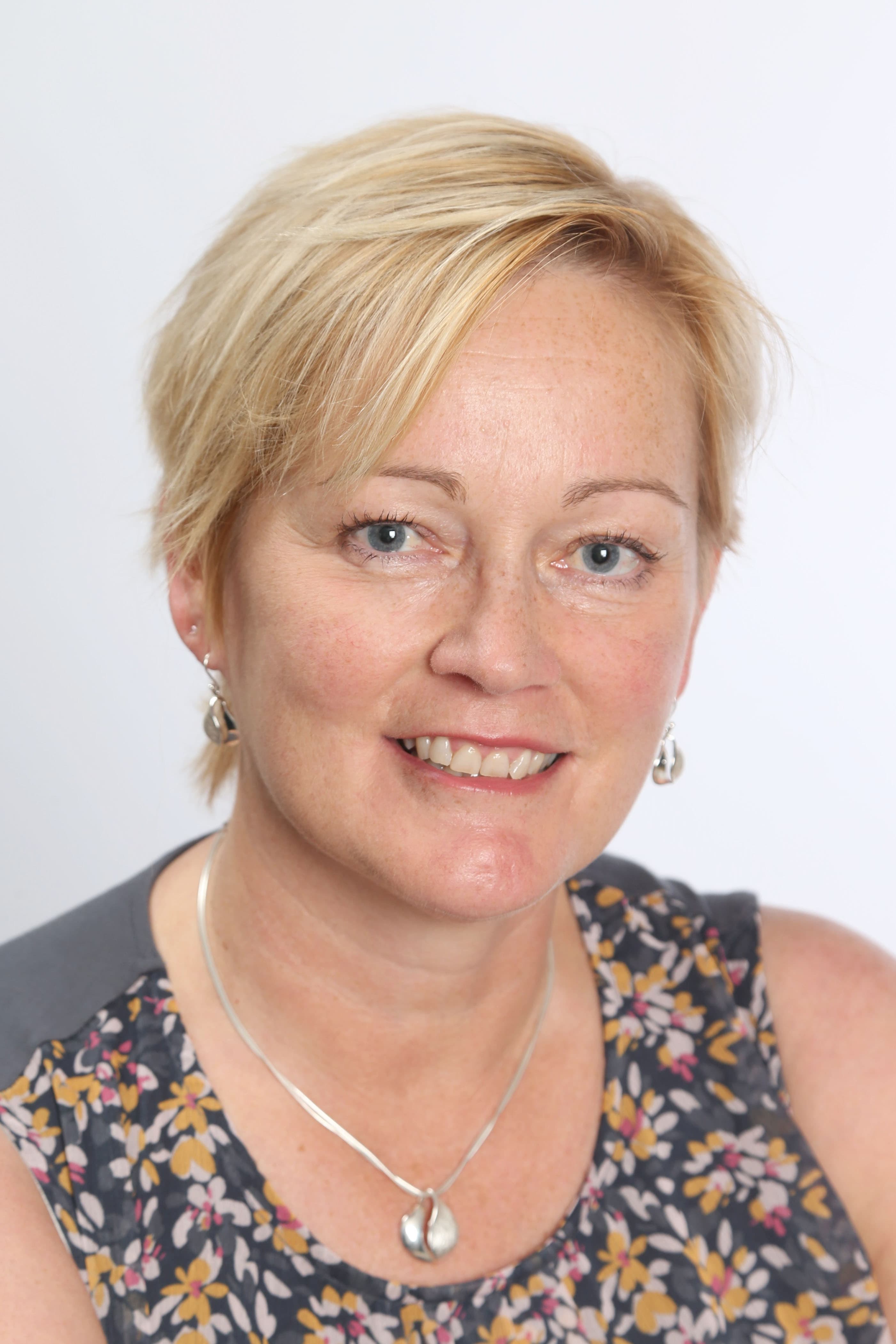 Satu Saarinen — Pihlajalinna