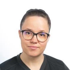 Heli Heikkinen — Pihlajalinna