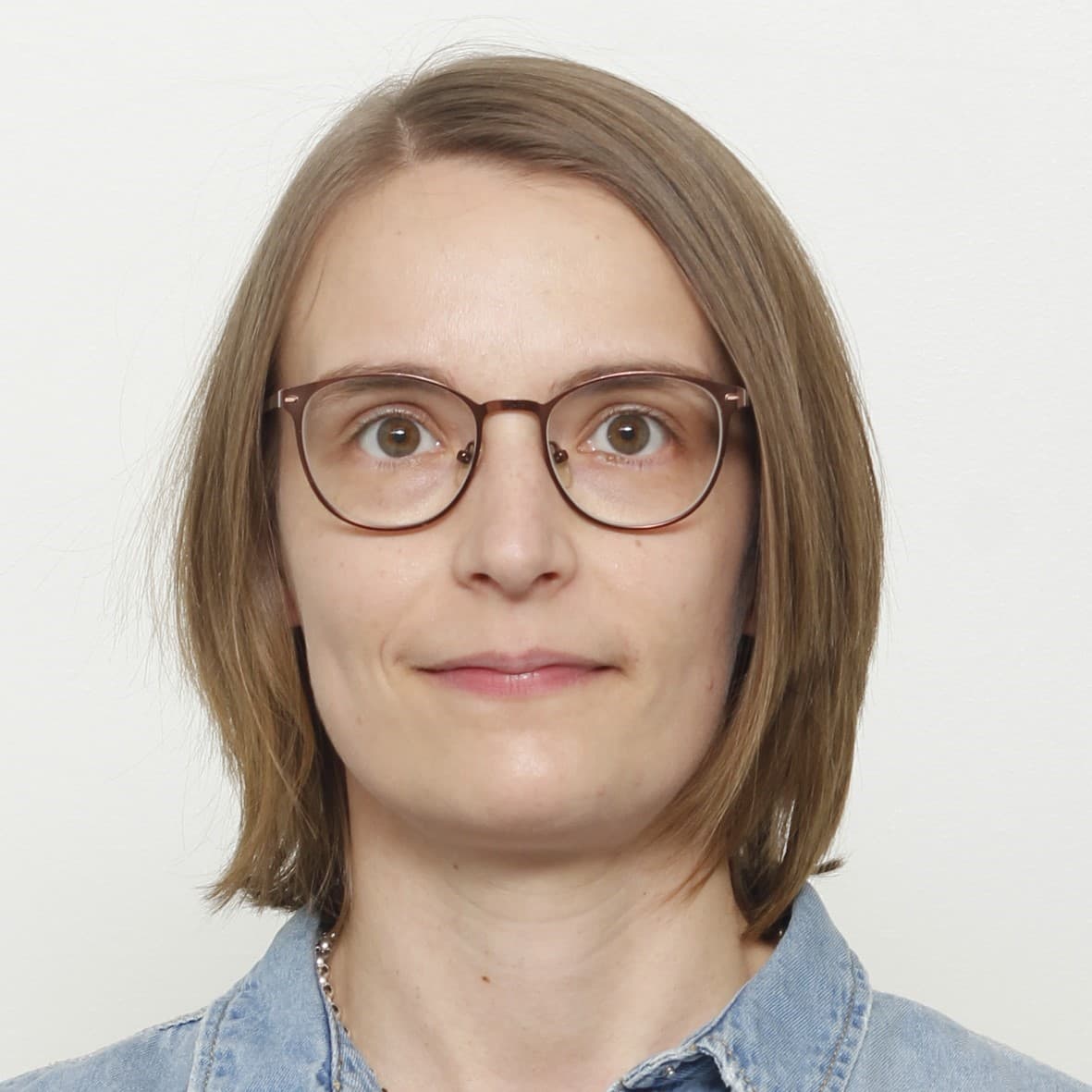 Taina Lamminaho — Pihlajalinna