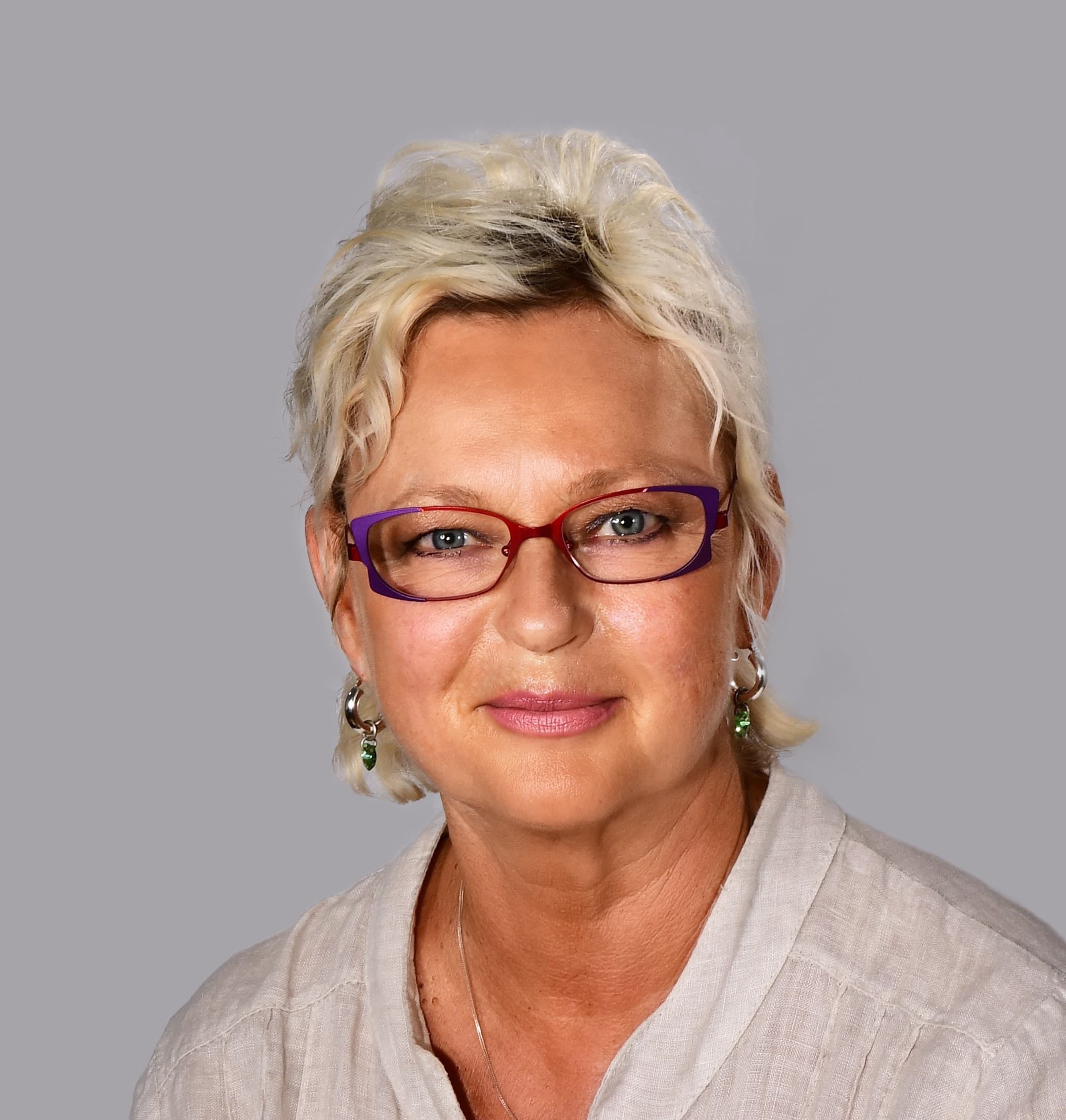Helena Ruuskanen — Pihlajalinna