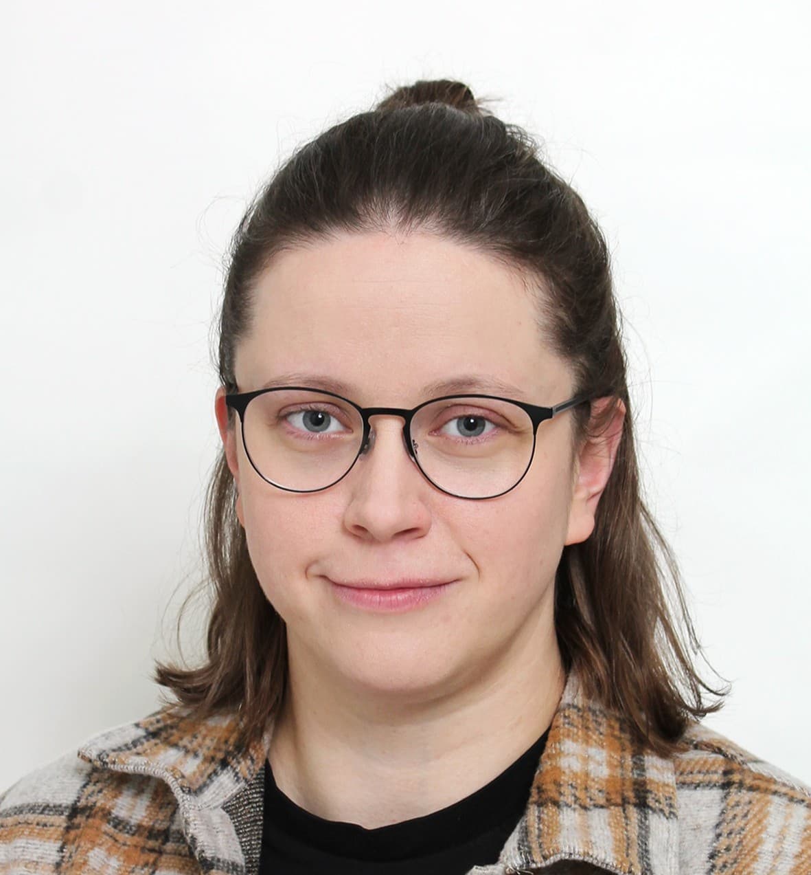 Anna Tapaninaho — Pihlajalinna