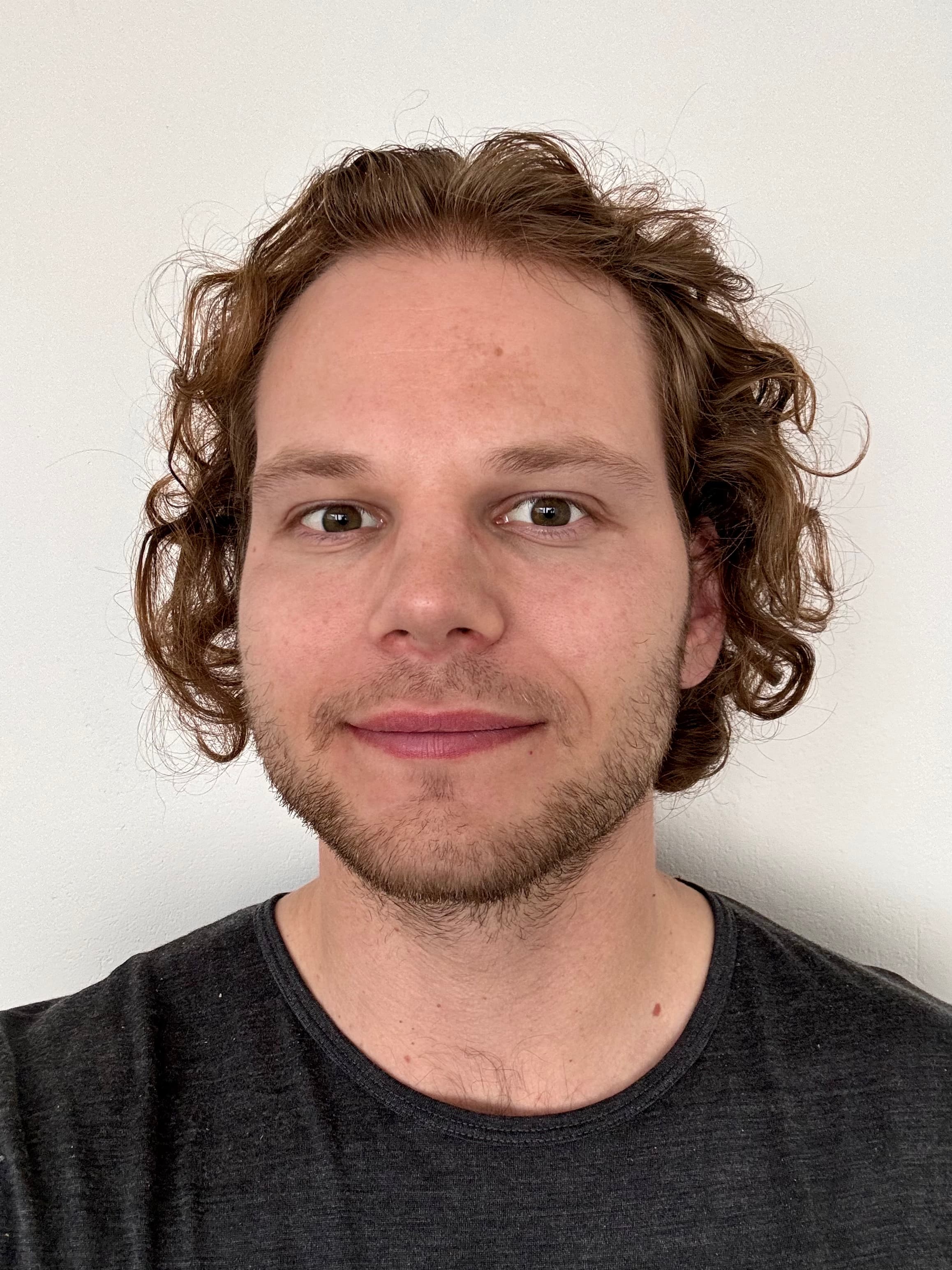 Tomas Hoikkanen Lääketieteen lisensiaatti — Pihlajalinna