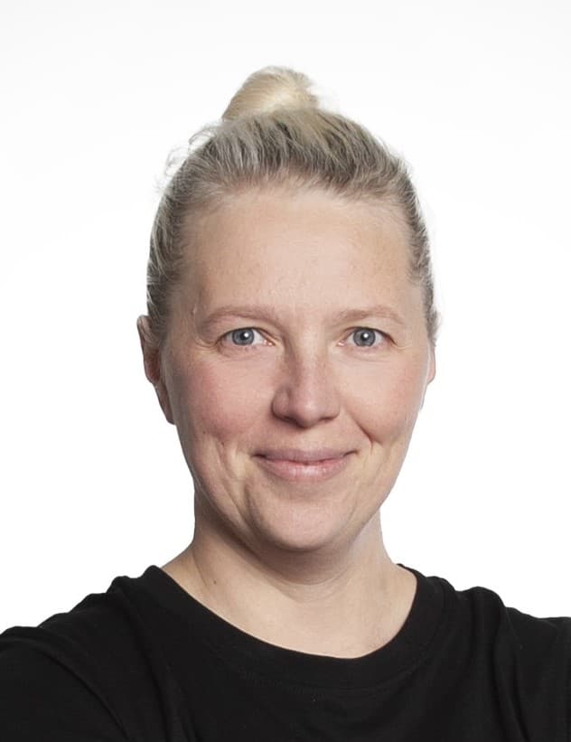 Tiina Järvenkylä — Pihlajalinna